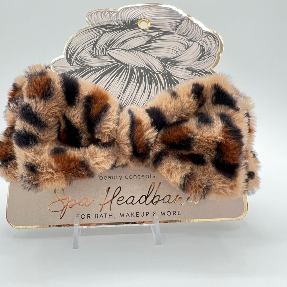 NWT Plush Leopard Print Spa Headband - Picture 2 of 4